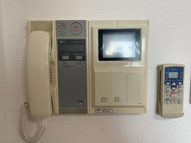 サンテミリオン白山4階 モニター付きインターホン