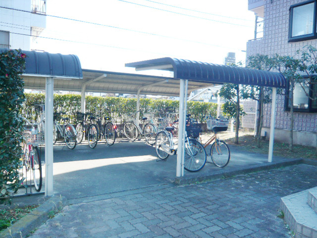 ドミールピア0406号室 駐輪場