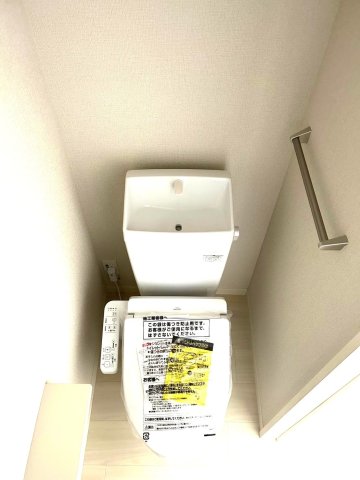 ラ・プルミエール101号室 トイレ