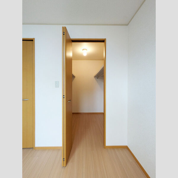 タウンコート　A102号室 収納