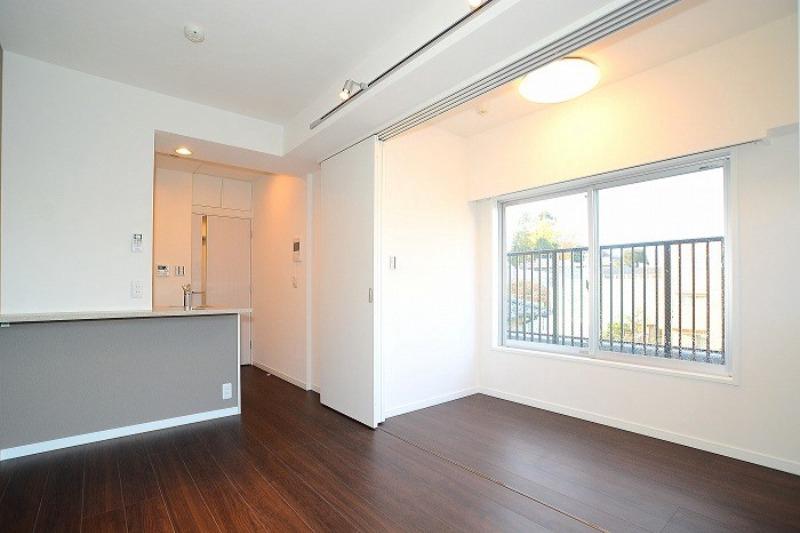 グランドコンシェルジュ三宿アジールコート リビング