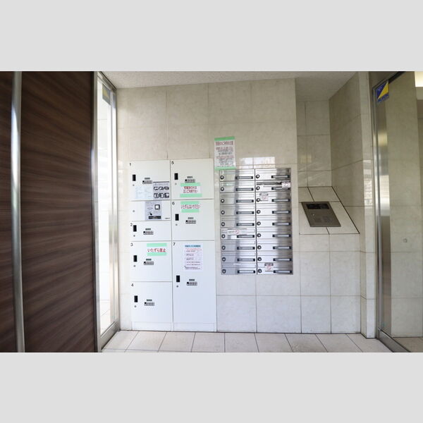 おおたかの森グラナリー 宅配ボックス　集合ポスト　オートロック