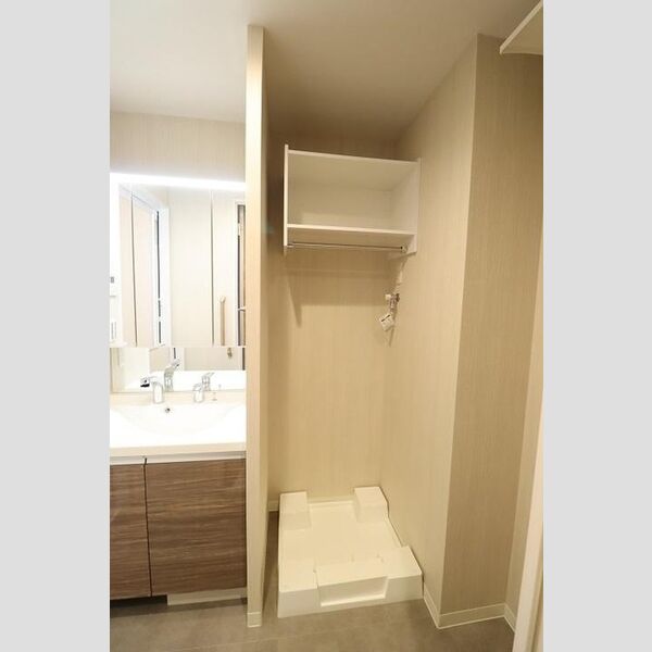 響503号室 室内洗濯機置場