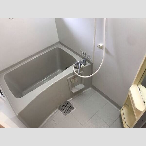 ヴィクトワール　ABB202号室 浴室