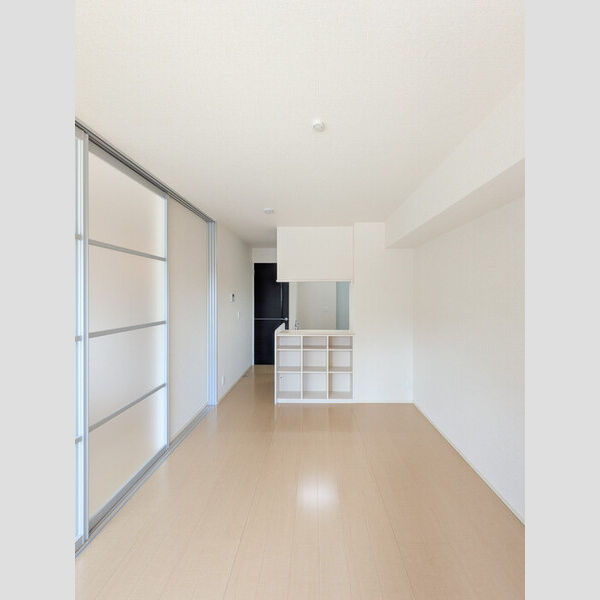 ヴィクトワール　壱番館 リビング