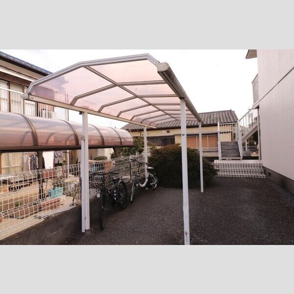 プリシェール北村 駐輪場