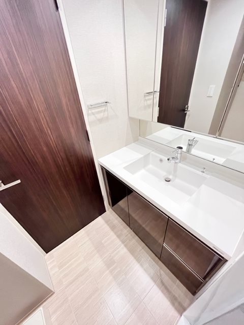 クロスレジデンス飯田橋11階 同建物別部屋の参考画像