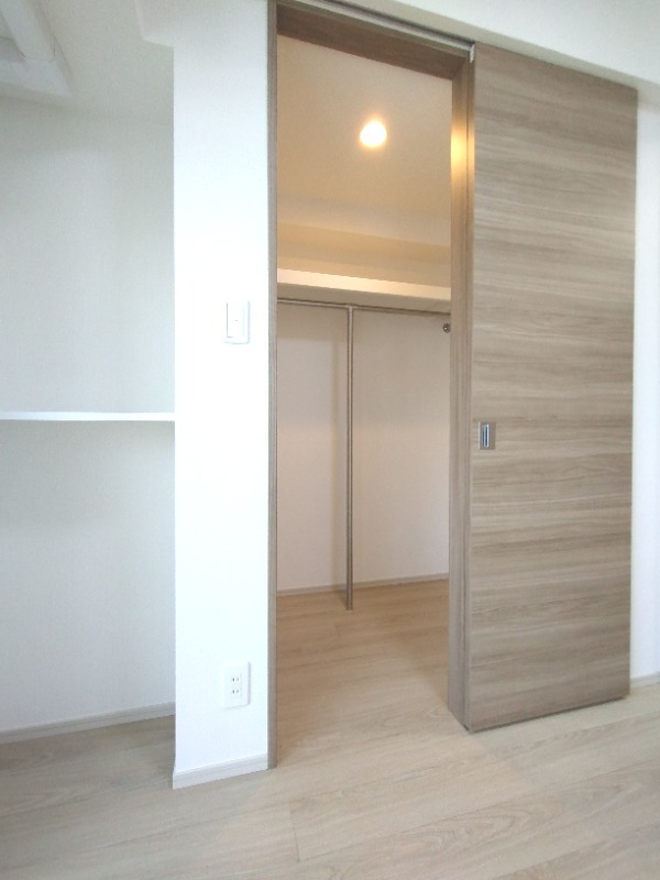 クレイシア秋葉原ラグゼスウィート 収納