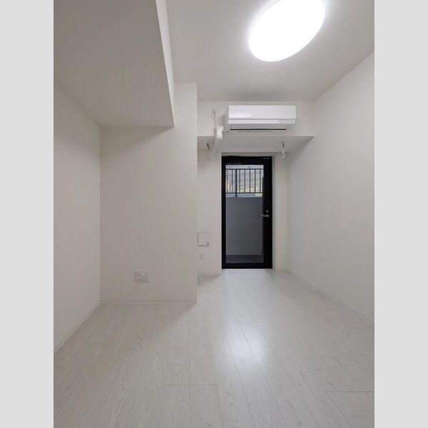 Alivis船橋East.WestEast1001号室 玄関