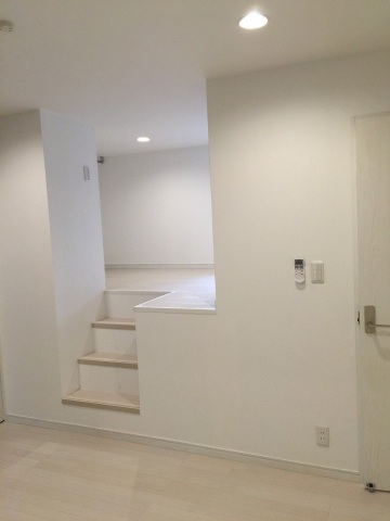 ＣＢ鳩ヶ谷イシス リビング