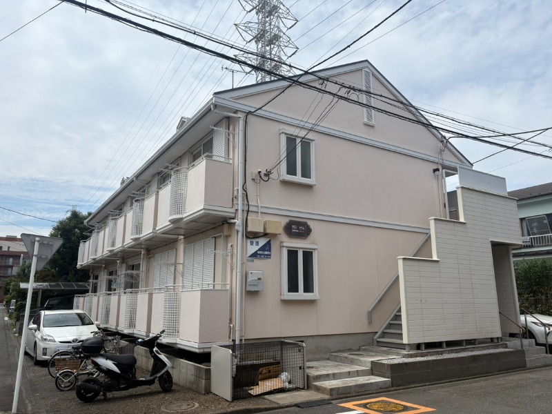 サロンハイム2階 外観
