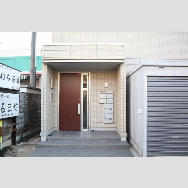 カーサ アルデバラン201号室 エントランス