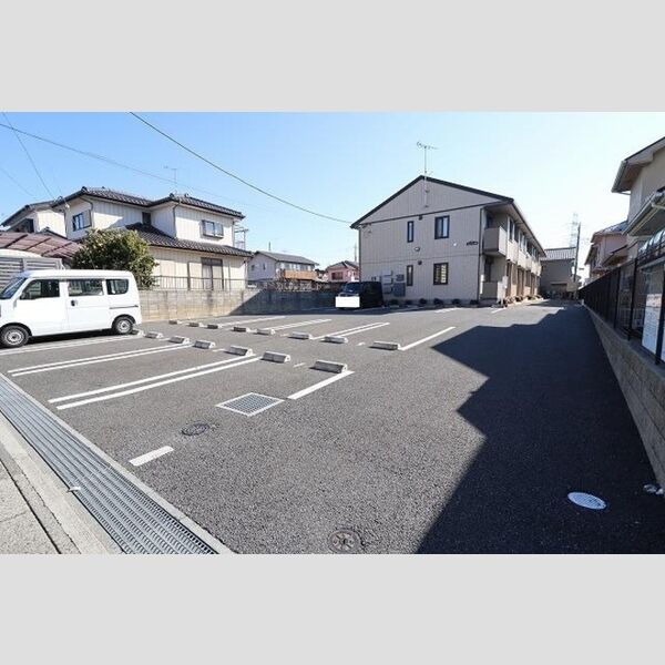 ペイサージュ宮前 駐車場