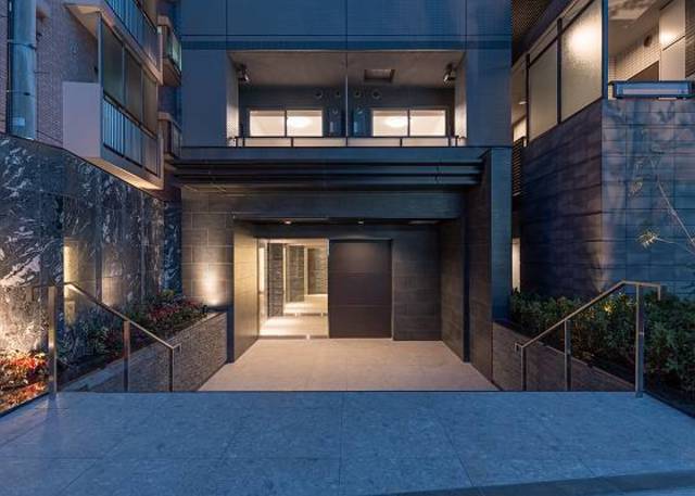 グランド・ガーラ横浜大口2階 清潔なエントランスです