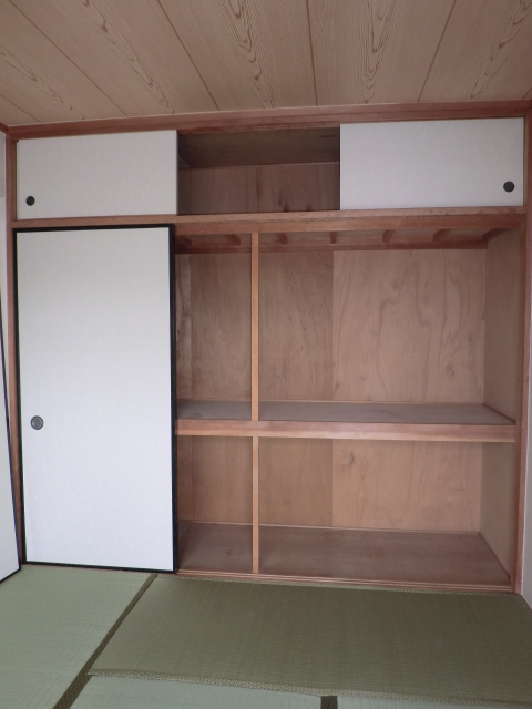 ルミエール妙蓮寺 302号室の写真です