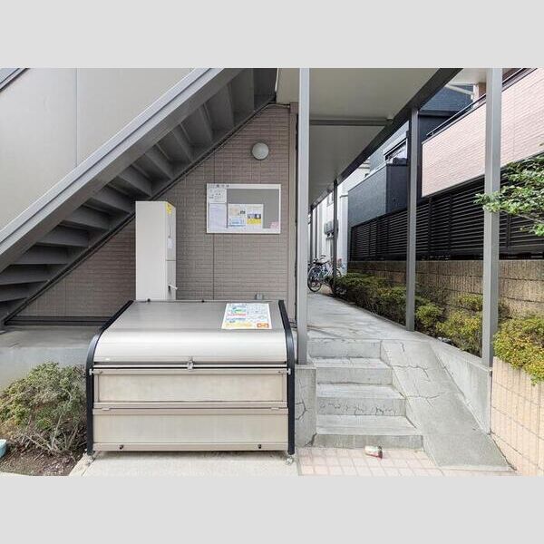 グレース青戸 ゴミストッカー