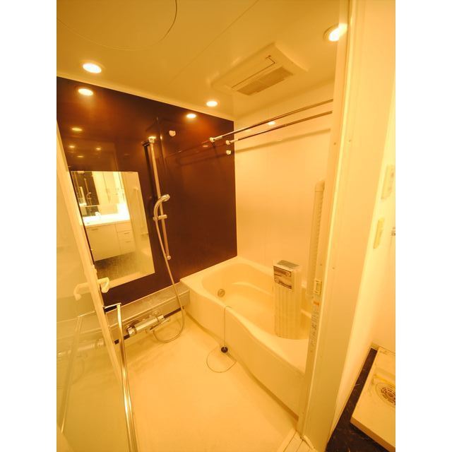 レキシントンスクエア白金高輪1302号室 お風呂