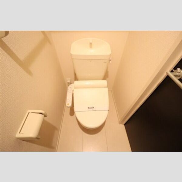 サンルミエール　C 温水洗浄暖房便座