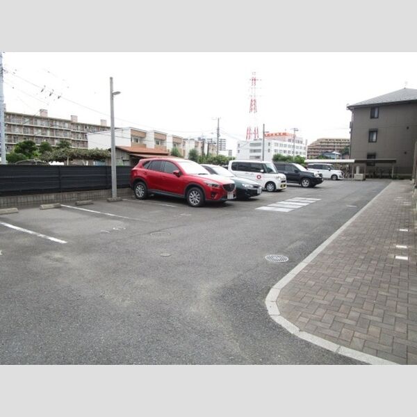 キャロルステージISHII 駐車場(要空き確認)