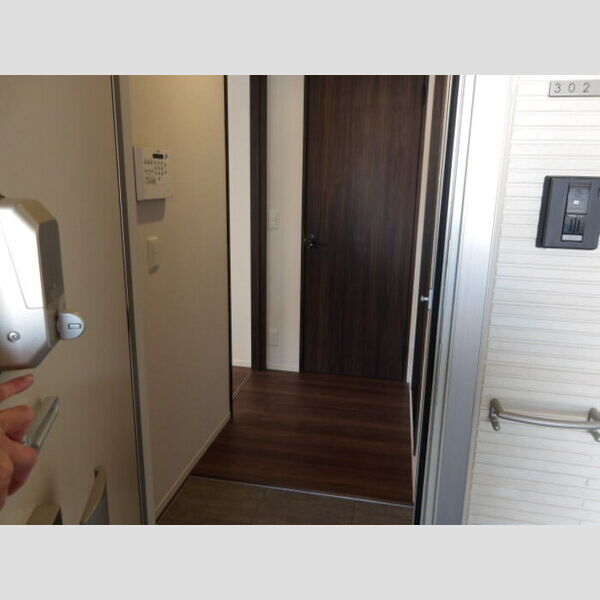 アップルベリーフィールズ302号室 玄関