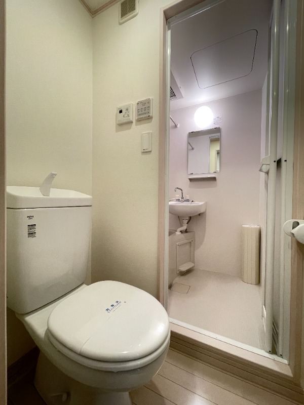 オーシャンハイツ浅草2階 同建物別部屋の参考画像