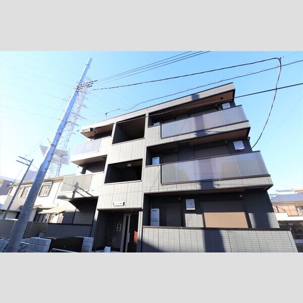 D-sereno緑町102号室 外観