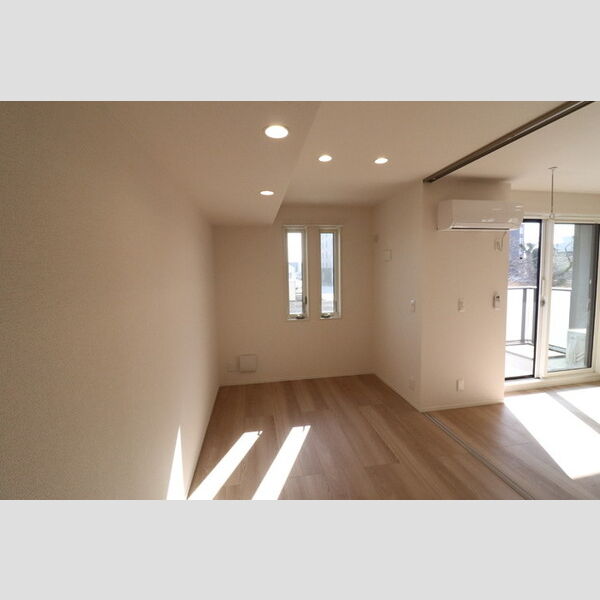 センカⅢ307号室 洋室5.6帖