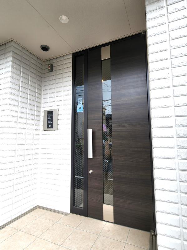 mon cheri302号室 エントランス