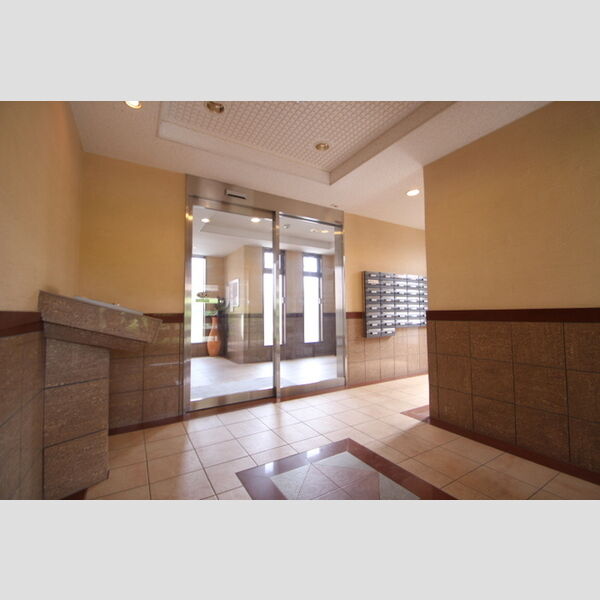 アルカンシェル211号室 エントランス