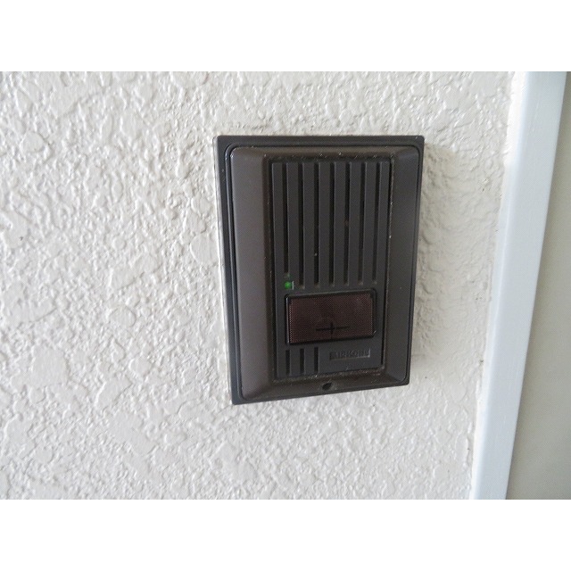 クレール１８0303号室 インターホン