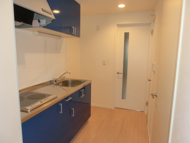 フォレスタ高幡 キッチン