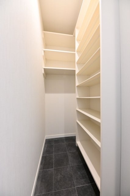 ＰＲＯＳＰＥＣＴ　ＫＡＧＵＲＡＺＡＫＡ シューズインクローゼット