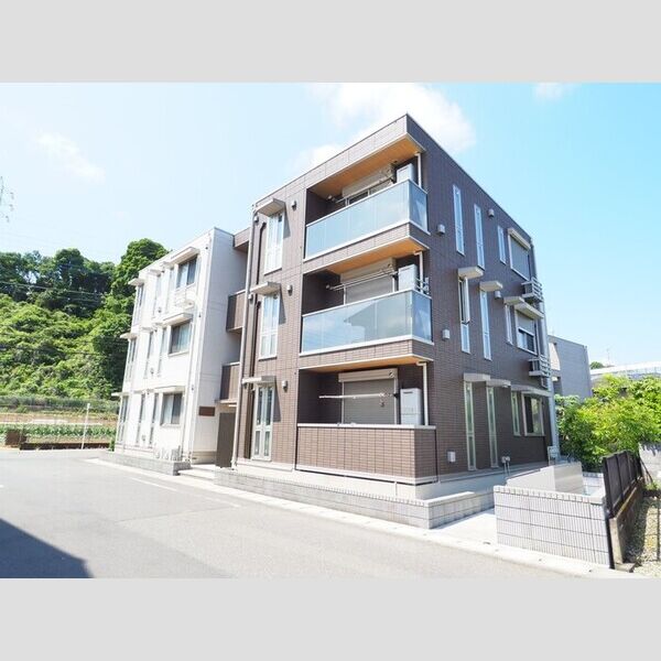 ブラン　ノワール多摩201号室 外観