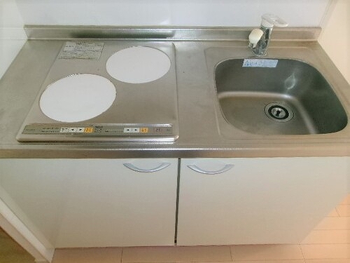 東京ベイビュウ6階 ２口ＩＨクッキングヒーター　※2023年8月撮影