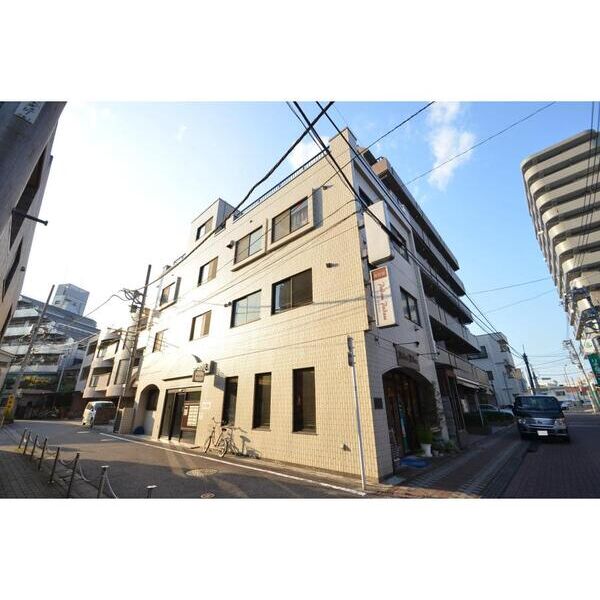 ロリーファイブ201号室 外観