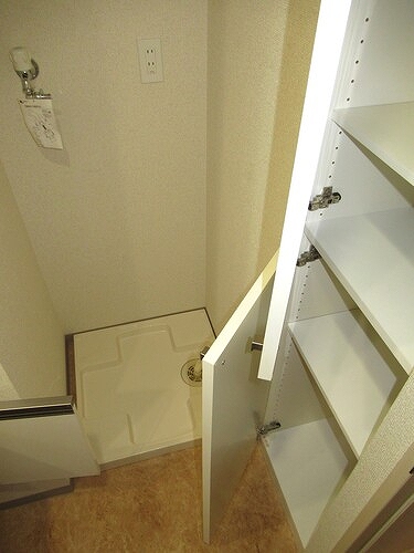 クオス横浜日限山 室内洗濯機置場　※前回募集時2025年3月の写真