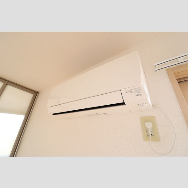 リビングタウンおゆみ野201号室 エアコン