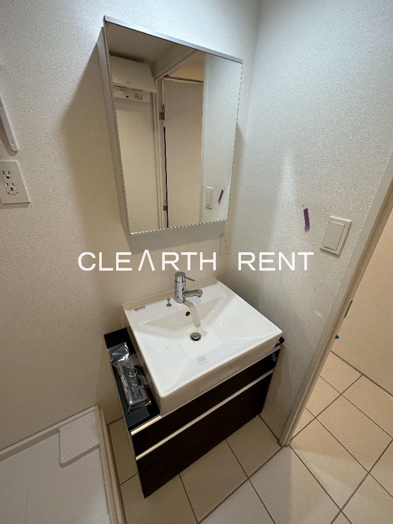 Ｐｒｉｍａｌ 石神井公園2階 朝の支度に支度に便利な独立洗面台