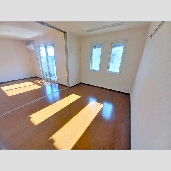 ベルクリア城南　B202号室 洋室