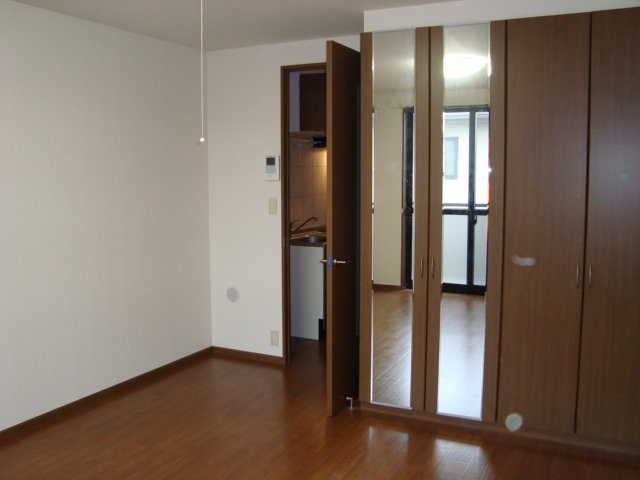 プランドールＹ’ｓ　Ⅱ 洋室