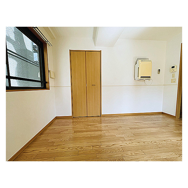 コスモリード大森町0201号室 リビング