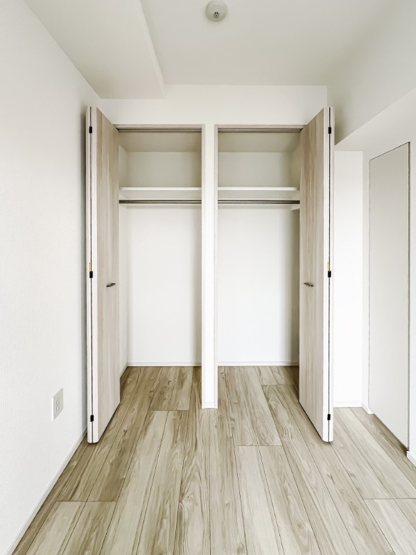 ドゥーエ王子神谷5階 収納