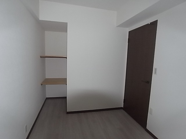 セラビーヌーベル1階 内観