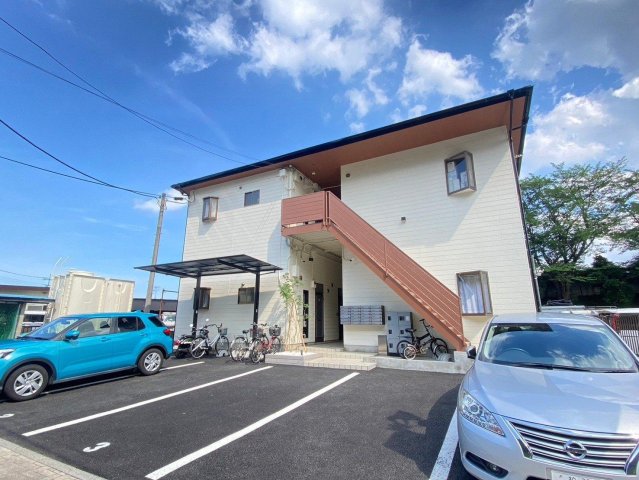 コーポ逆井108号室 現在満車ですが、徒歩3分圏内の月極駐車場をご利用いただけます