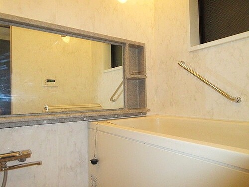 ライオンズガーデン武蔵関公園弐番館 浴室