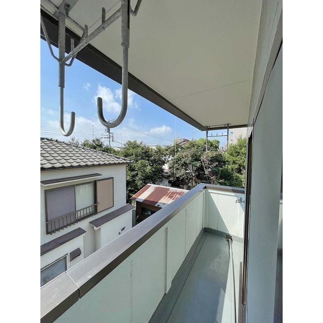 シルク館 陽当たりの良いバルコニー