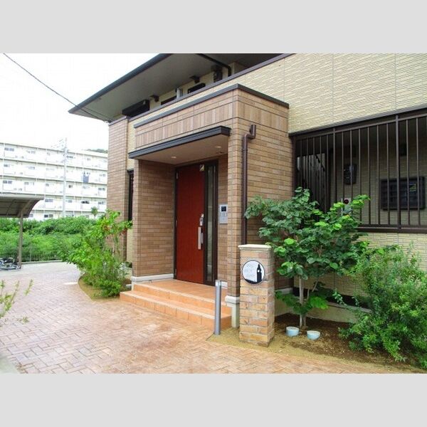 ビッグベン・ラピス エントランス