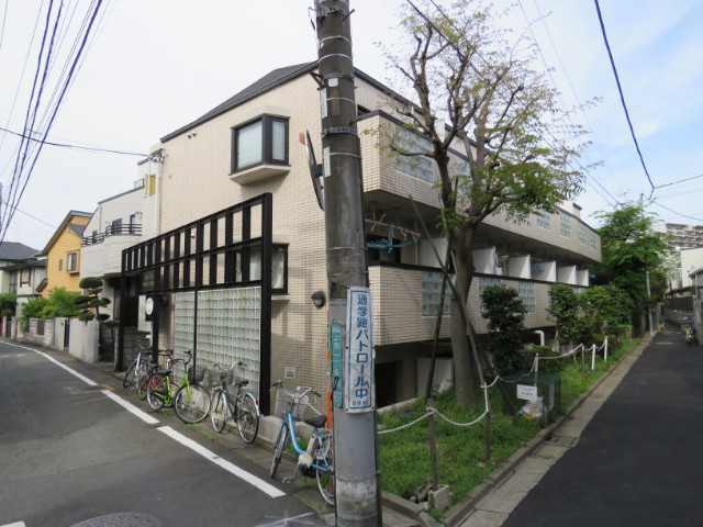 クレッセント三軒茶屋 外観