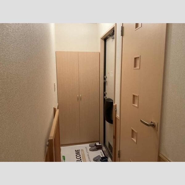 リュミエール203号室 玄関