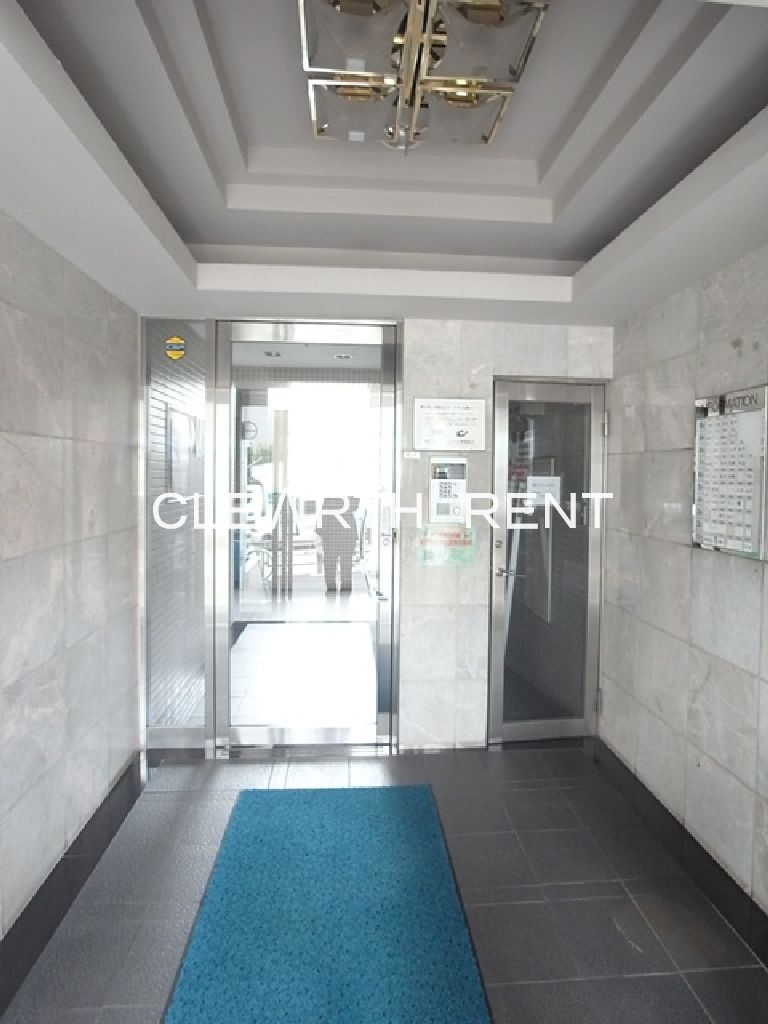 新中野スカイレジテル7階 高級感のあるロビー